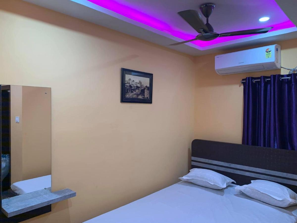 New Ananda Niketan Lodge Calcutta Exteriör bild
